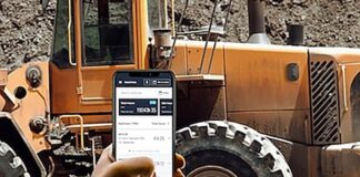 machinemax smart sensor sending real time data to mobile one