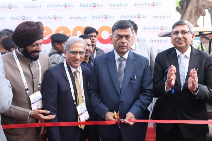 power minister rk singh inaugurates distribuelec 2024 in mumbai